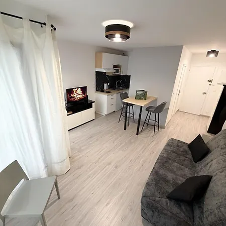 Le Saphir Nid Aix Simple Memorable Centre Et A Pied Apartman Aix-les-Bains