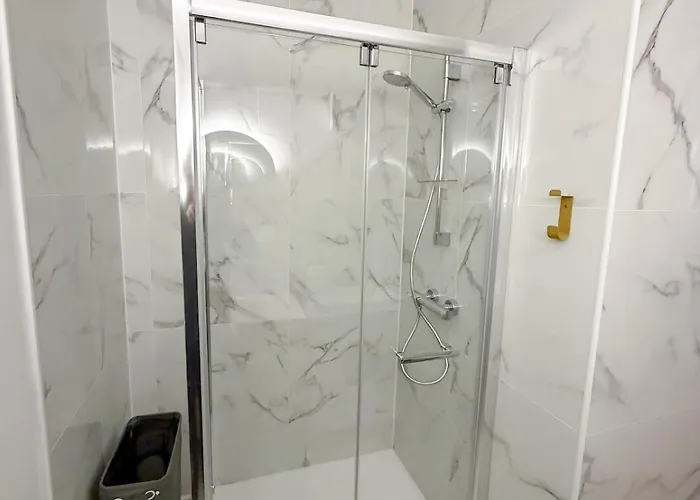 Le Saphir Nid Aix Simple Memorable Centre Et A Pied Apartment Aix-les-Bains